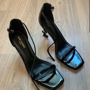 SAINT LAURENT PARIS Opyum Sandals in Patent Leather with black heel!